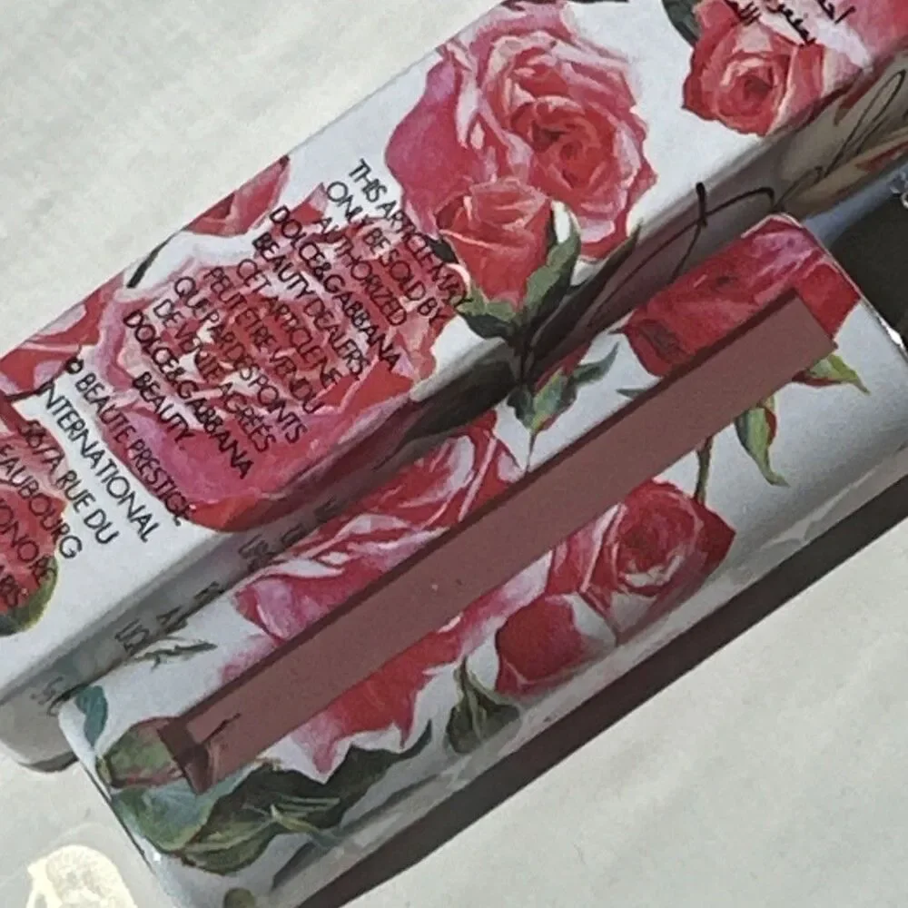Dolce & Gabbana Dolcissimo Matte Liquid Lipstick #1 Natural – NIB